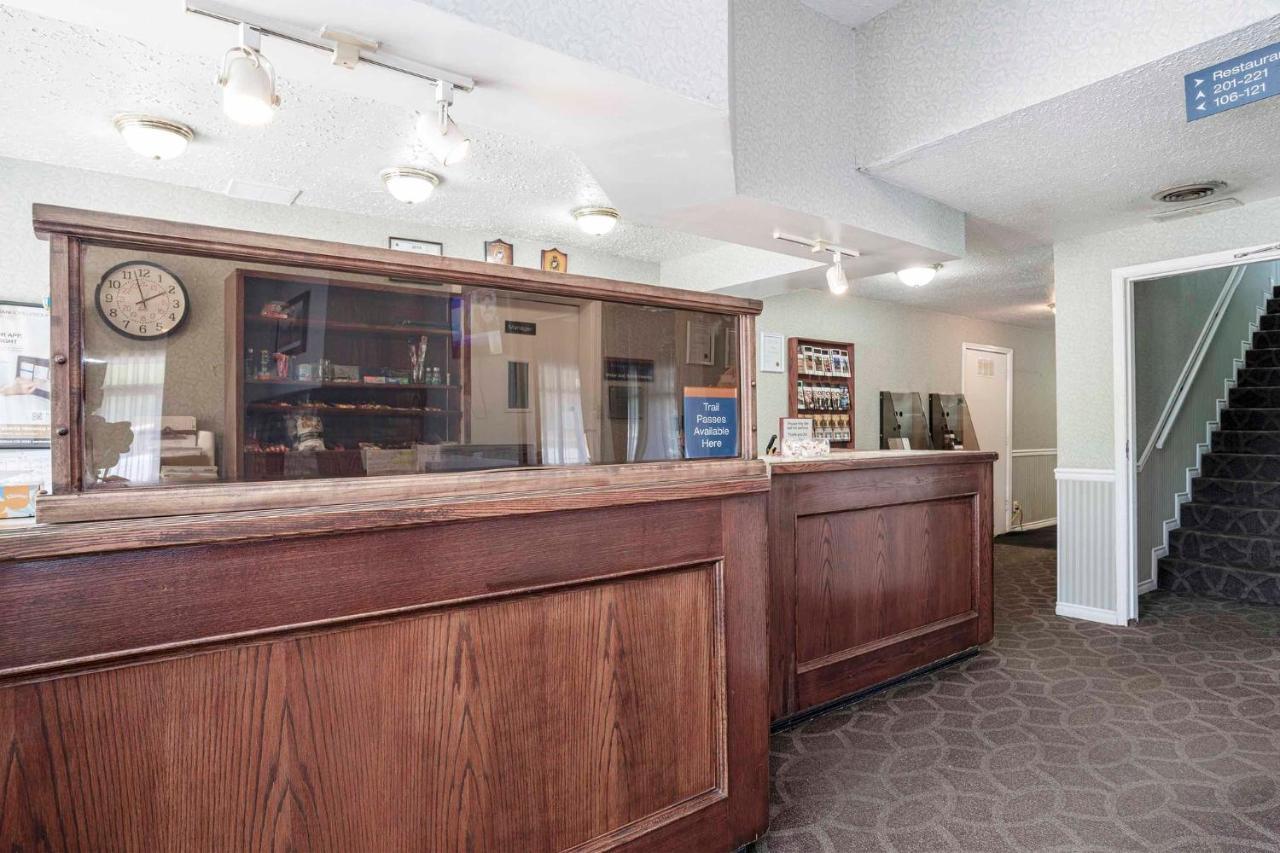 Sandman Inn Mcbride Εξωτερικό φωτογραφία