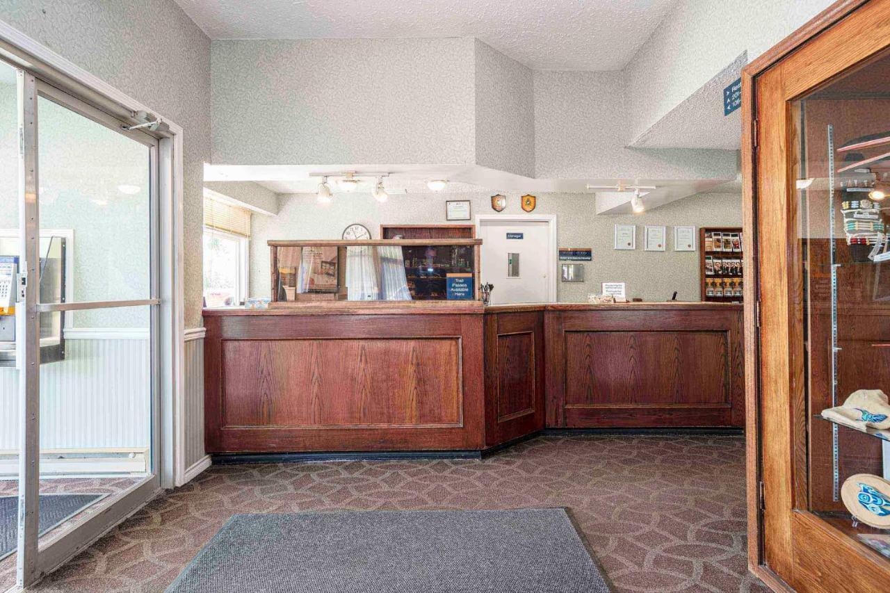Sandman Inn Mcbride Εξωτερικό φωτογραφία